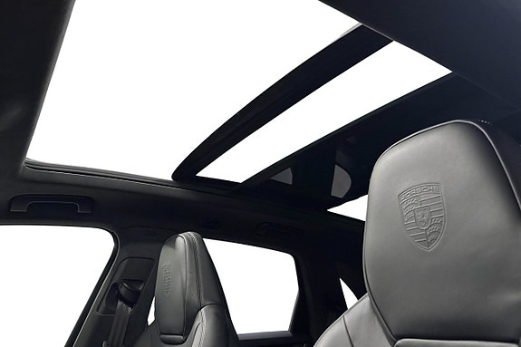 Porsche Cayenne S 26 of 30