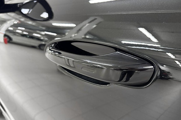 Porsche Cayenne S 21 of 30