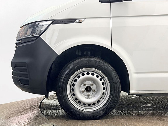 Volkswagen Transporter 11 of 30