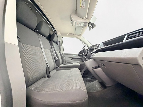 Volkswagen Transporter 14 of 30