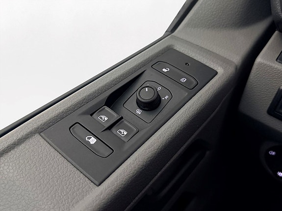 Volkswagen Transporter 27 of 30