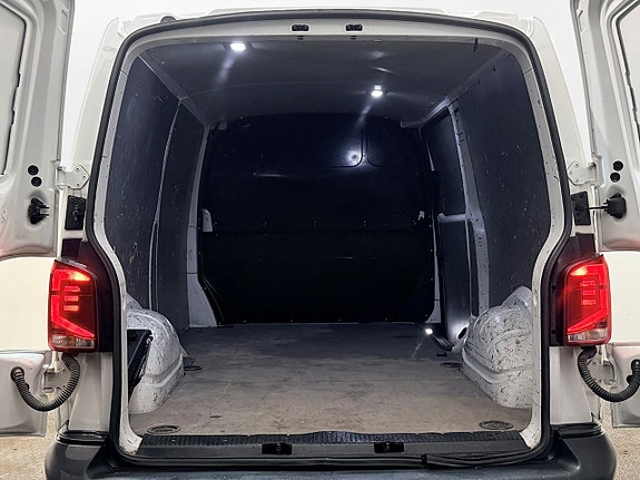 Volkswagen Transporter 29 of 30