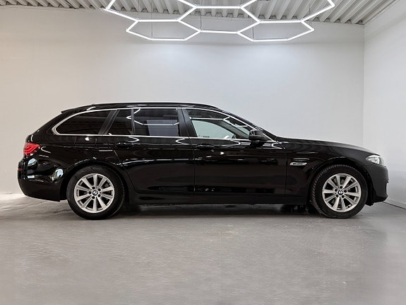 BMW 520d 4 of 5