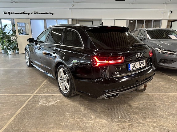 Audi A6 4 of 5