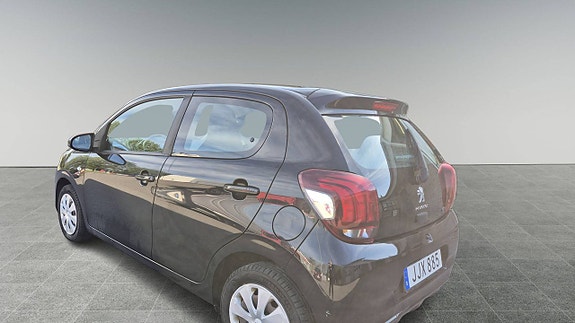 Peugeot 108 2 of 5