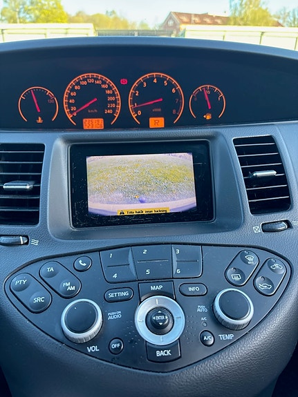 Nissan Primera 8 of 9
