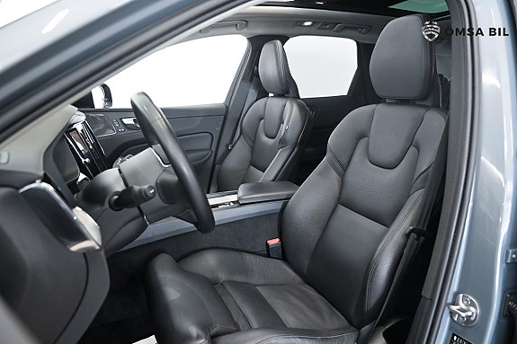 Volvo XC60 9 of 25