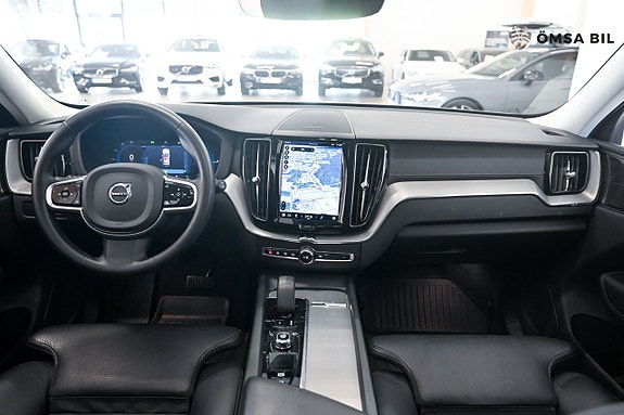 Volvo XC60 12 of 25
