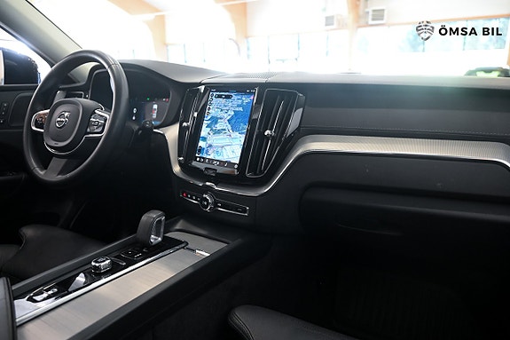 Volvo XC60 15 of 25