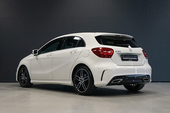 Mercedes-Benz A180 4 of 5