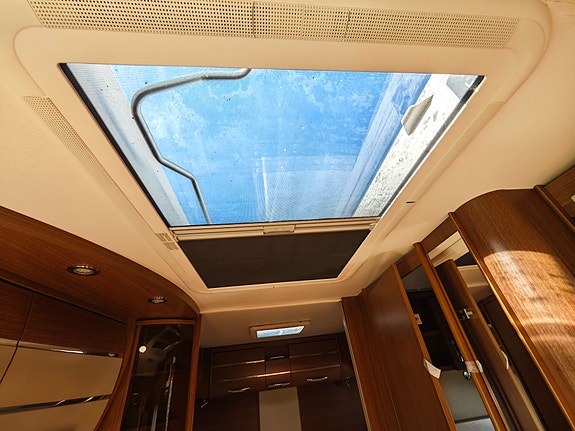 Adria Alpina 563ul 18 of 18