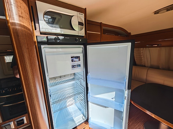 Adria Alpina 563ul 17 of 18
