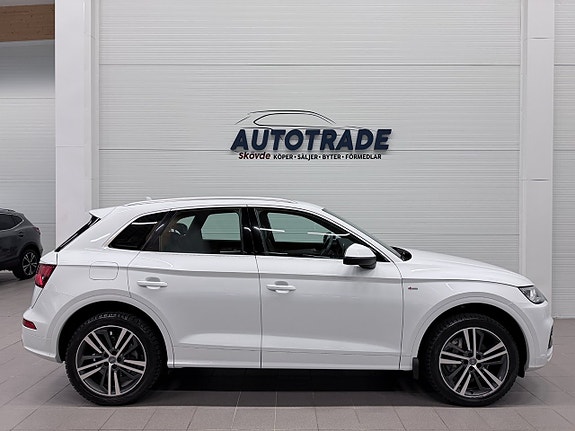 Audi Q5 6 of 23