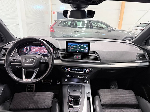 Audi Q5 12 of 23
