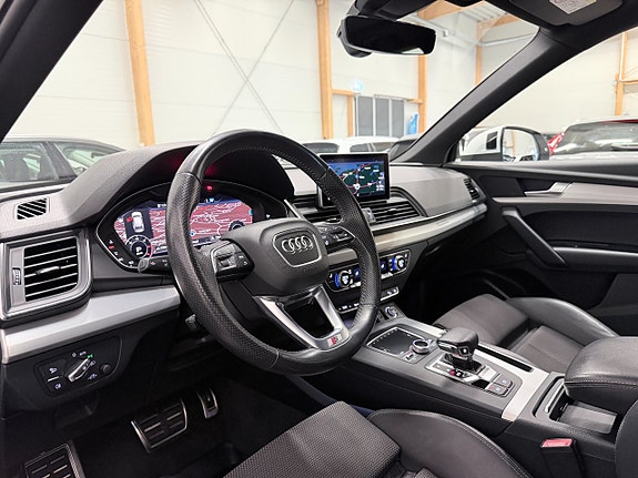 Audi Q5 11 of 23
