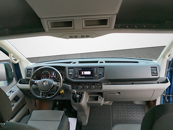 Volkswagen Crafter 9 of 13