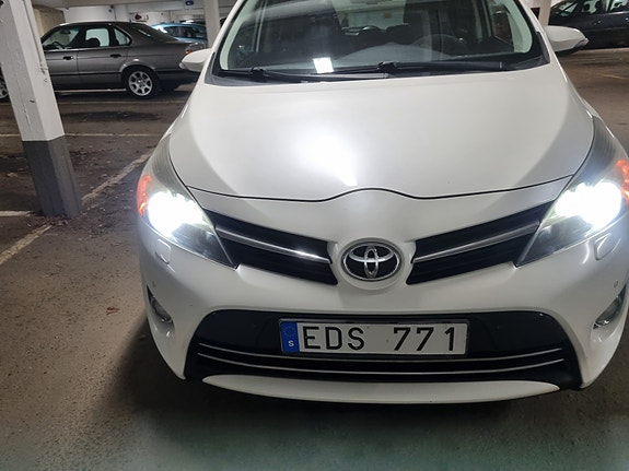 Toyota Verso 3 of 5