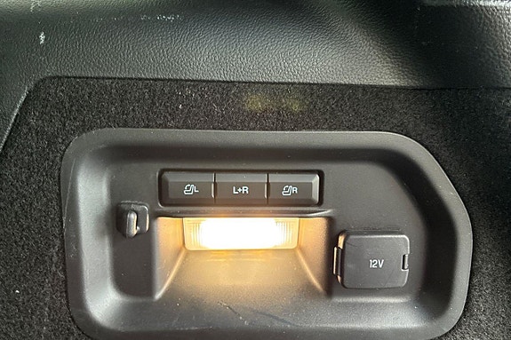 Ford Explorer 30 of 30