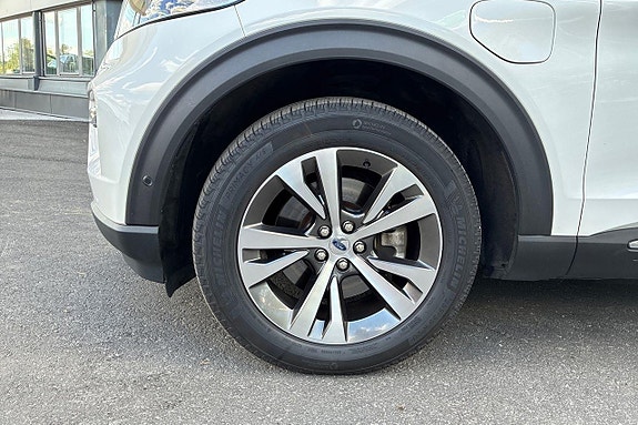 Ford Explorer 4 of 30