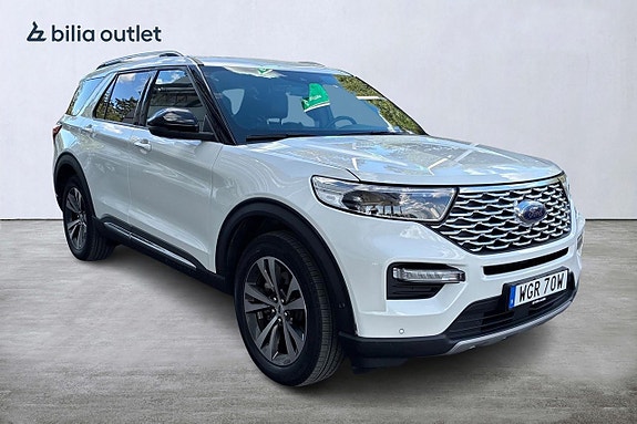 Ford Explorer 3 of 30