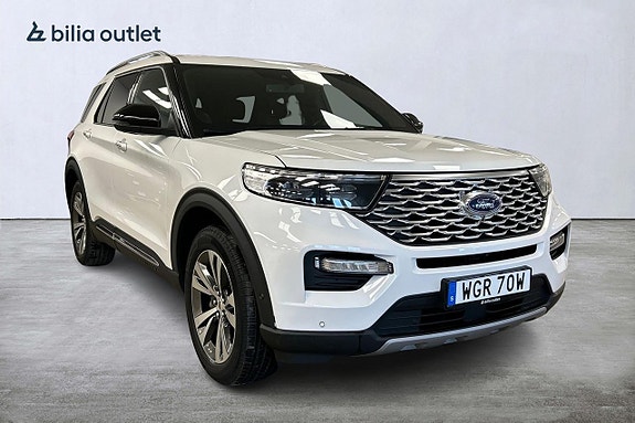 Ford Explorer 3 of 5