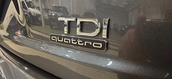 Audi Q7 12 of 22