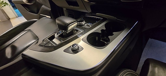 Audi Q7 13 of 22