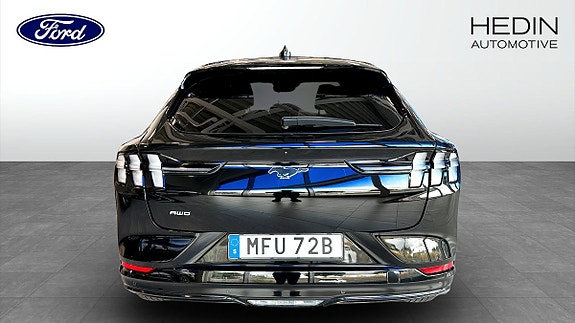 Ford Mustang Mach-E 7 of 9