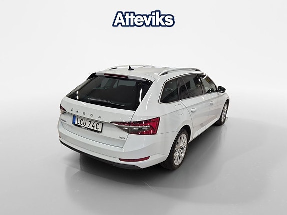 Skoda Superb 3 of 5