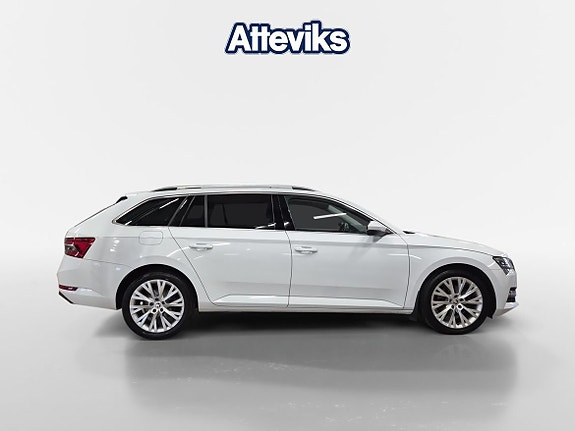 Skoda Superb 2 of 5