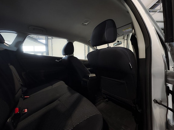 Nissan Pulsar 10 of 22