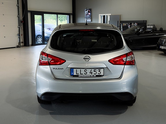 Nissan Pulsar 8 of 22