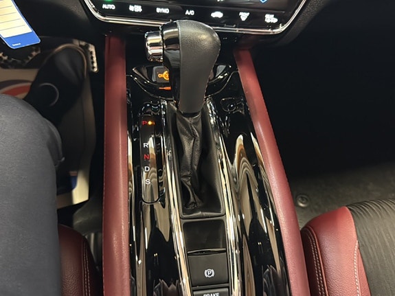 Honda HR-V 12 of 17