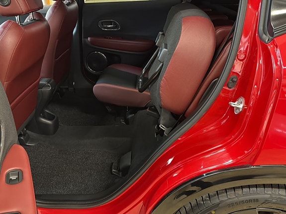 Honda HR-V 17 of 17