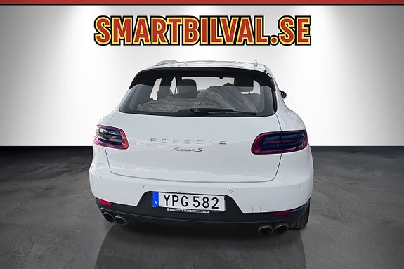 Porsche Macan S 5 of 25