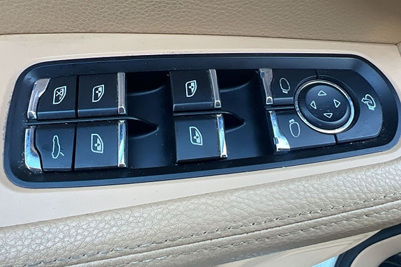 Porsche Macan S 16 of 25