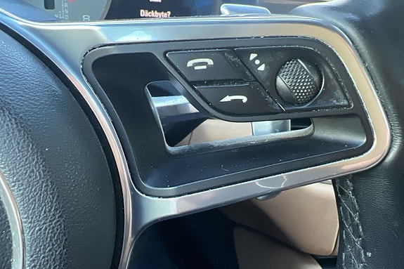 Porsche Macan S 21 of 25