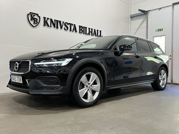 Volvo V60 Cross Country 24 of 27