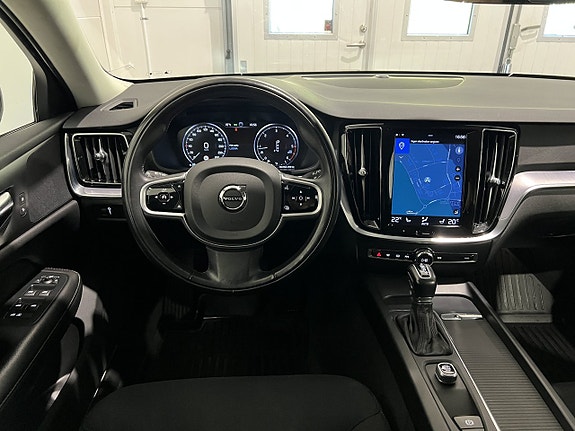 Volvo V60 Cross Country 16 of 27