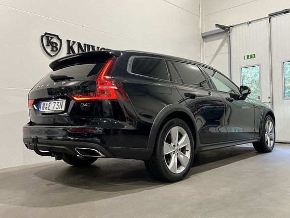 Volvo V60 Cross Country 25 of 27