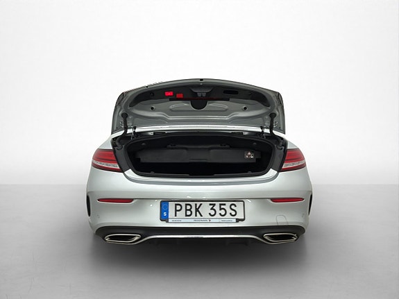 Mercedes-Benz C300 9 of 30