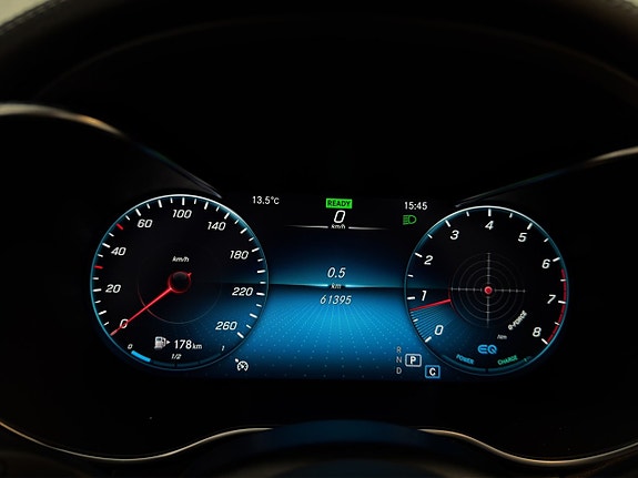 Mercedes-Benz C300 15 of 30