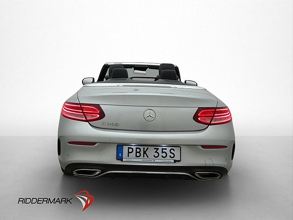 Mercedes-Benz C300 5 of 5