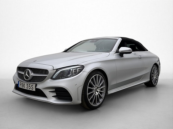 Mercedes-Benz C300 8 of 30