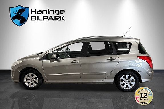 Peugeot 308 SW 9 of 21
