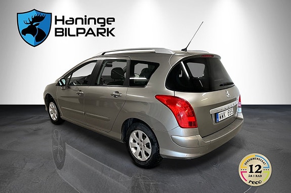 Peugeot 308 SW 8 of 21