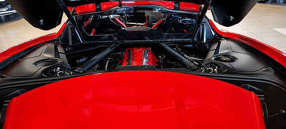 Chevrolet Corvette 21 of 29