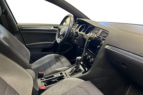 Volkswagen Golf-Serie 5 of 5