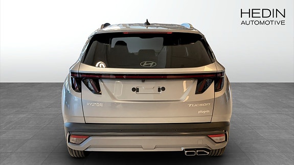 Hyundai Tucson 7 of 12