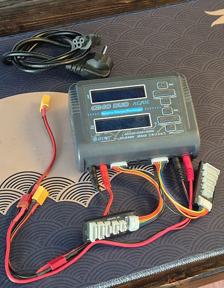 Product image 3 of 3